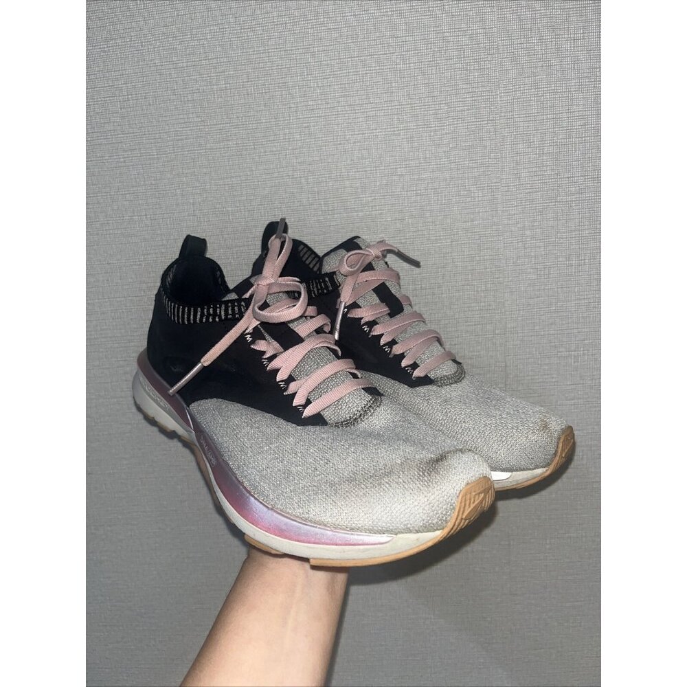 Light Gray Knit Women's Athletic Sneakers with Pink Accents